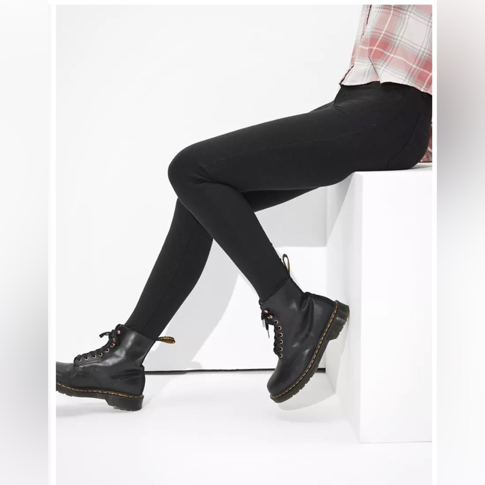 American Eagle Size 0 High Rise